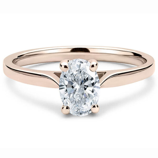 Μονόπετρο δαχτυλίδι  με οβάλ διαμάντι υψηλής ποιότητας