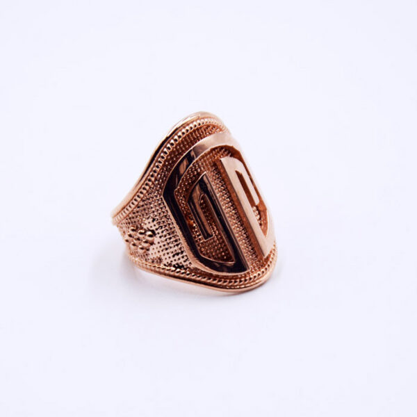 Δαχτυλίδι σε ροζ χρυσό με σχέδιο - Eshop Ketsetzoglou.gr